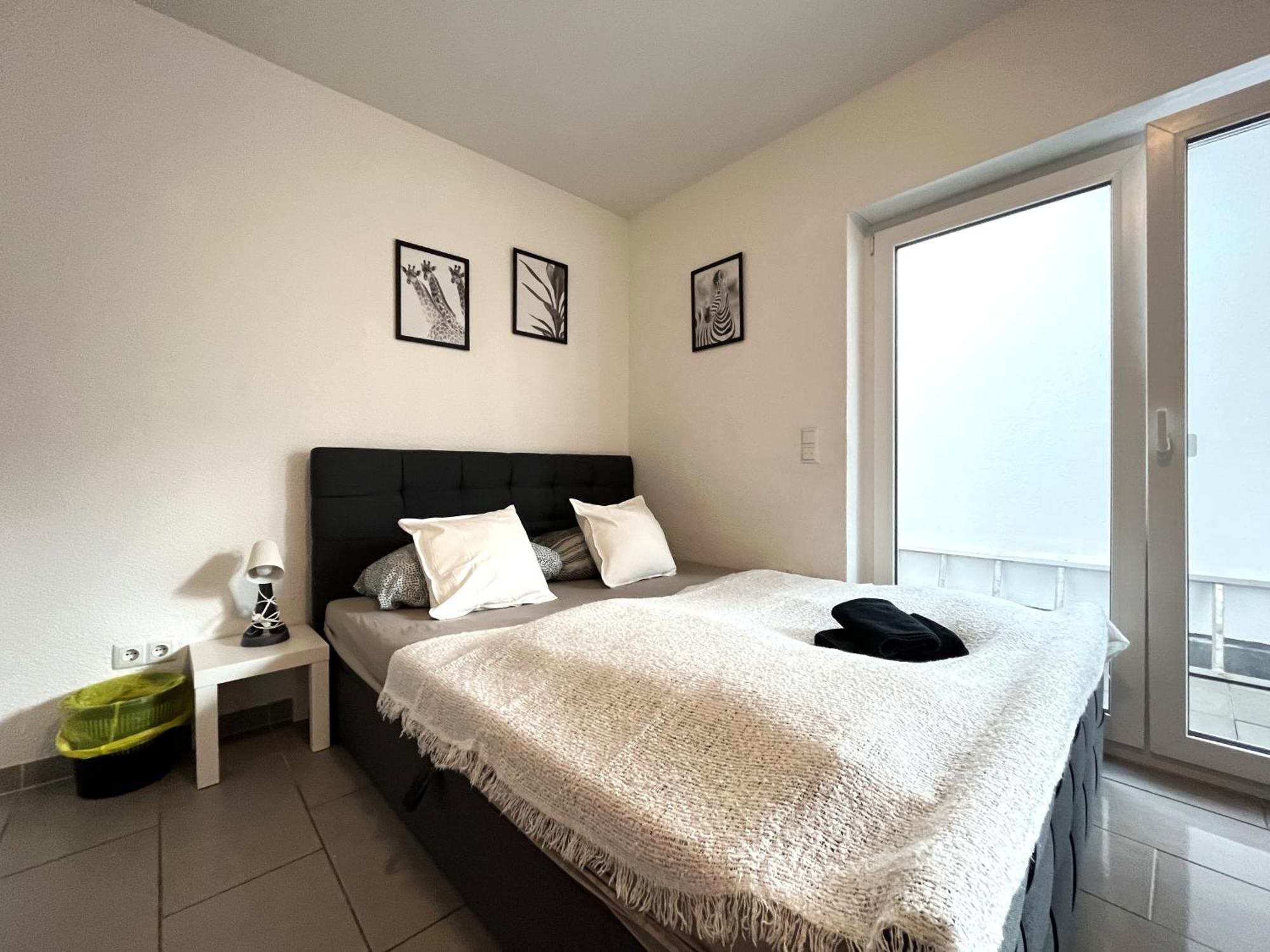 Simplex Apartments Am Europaplatz Karlsruhe Rum bild